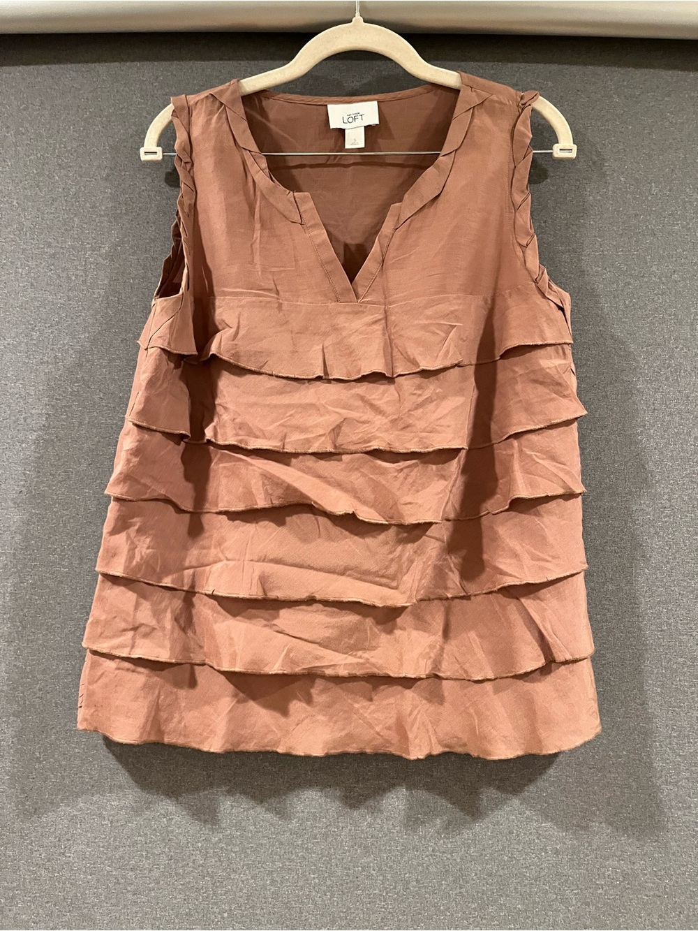 Ann Taylor LOFT Tan Ruffle Tiered Sleeveless Camisole